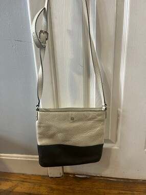 Kate Spade ♠️ Crossbody Black and Ivory Pebbled Leather adjustable strap